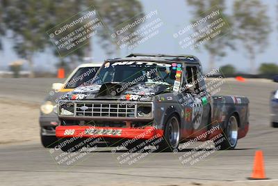 media/Sep-28-2025-24 Hours of Lemons (Sun) [[5dfe0e5f6e]]/10am (Off Ramp Exit)/